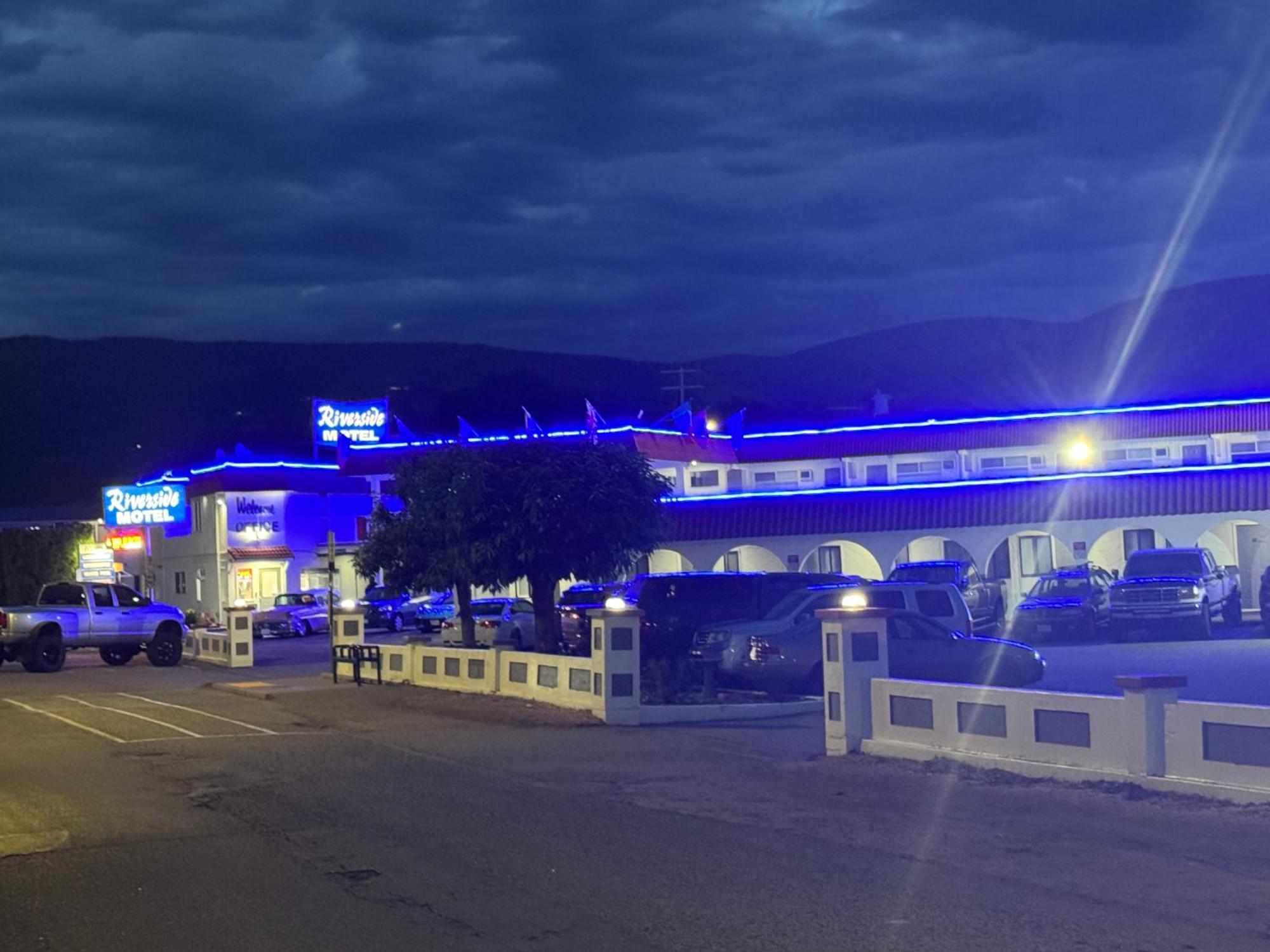 Riverside Motel Penticton Esterno foto